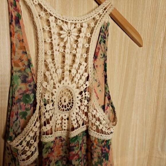 Collective Concepts Womens Floral Boho Flowy Tank With Crochet Detail Medium - Picture 5 of 7